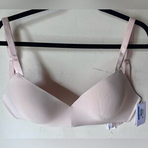 Calvin Klein Womens‎ Wirefree Bra size 34DDD NWT